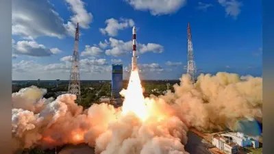 ISRO ने रिसैट-2बीआर1 और नौ विदेशी उपग्रहों को पृथ्वी की कक्षा में सफलतापूर्वक स्थापित किया