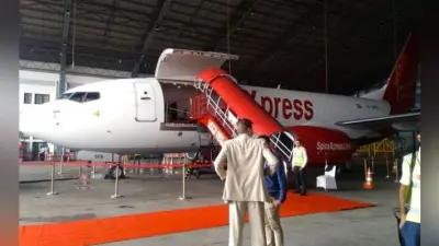 Spicejet ने बोइंग 737 के तीन कार्गो एयरक्राफ्ट को उड़ान सेवाओं से किया Out