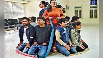 आम छात्रों के बीच भी पहुंचे रंगमंच