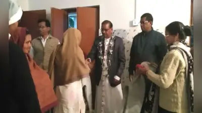 मानवता जिंदा है, तभी तो हम दीन दुखियों की मदद करते हैं : धर्माध्यक्ष