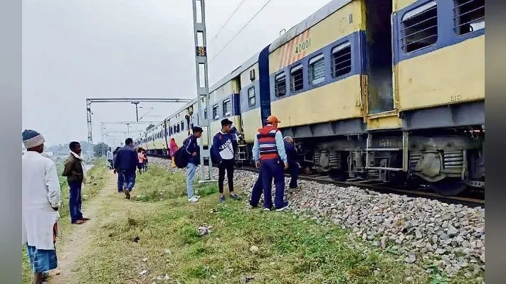 द बर्निंग ट्रेन बनने से बची समस्तीपुर-सहरसा मेमू पैसेंजर
