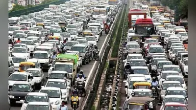 दिल्ली में सड़क जाम, मेट्रो बंद, कई इलाकों में इंटरनेट बंद, धारा 144 लागू