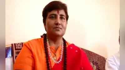 सांसद प्रज्ञा ठाकुर ने विमान में बुक सीट न देने पर कराई शिकायत दर्ज, क्रू मेंबर पर लगाया खराब व्यवहार का आरोप