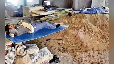 कतर विश्व कप फुटबॉल-2022 : जहां होगा फाइनल मैच, उसके निर्माण में जुटे भारतीय मजदूर, जैसे-तैसे रहने को मजबूर