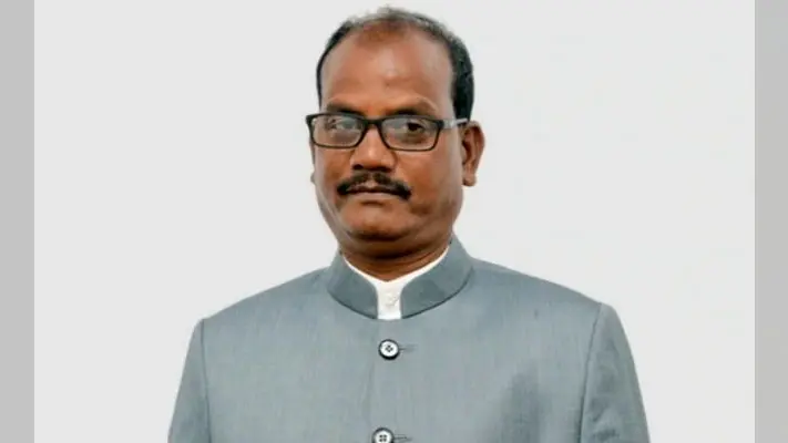 चुनाव हारने के बाद दिनेश उरांव ने दिया झारखंड विधानसभाध्यक्ष पद से इस्तीफा