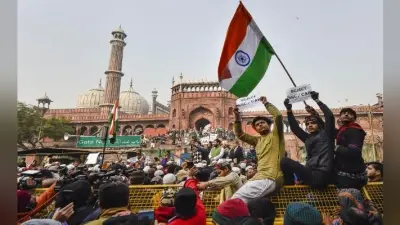 CAA के खिलाफ प्रदर्शन : जामा मस्जिद के पास जमा हुए लोग, ड्रोन से हो रही निगरानी