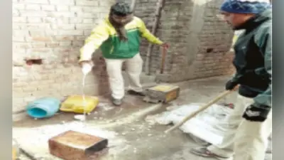 आबकारी अधिकारियों पर हमला, दो जख्मी, तोड़फोड़
