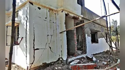 खूंटी में माओवादियों ने निर्माणाधीन स्वास्थ्य उपकेंद्र को विस्फोट से उड़ाया