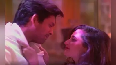 VIDEO: बिग बॉस के घर से अरहान के निकलते ही सिद्धार्थ शुक्ला के साथ ऐसा डांस करती दिखीं रश्मि देसाई