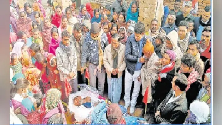 एक साथ उठी चार अर्थियां, मंजर देख नम हुई हर आंखें