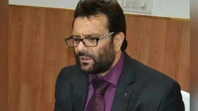पीडीपी के वरिष्ठ नेता जावेद मुस्तफा मीर ने पार्टी से दिया इस्तीफा