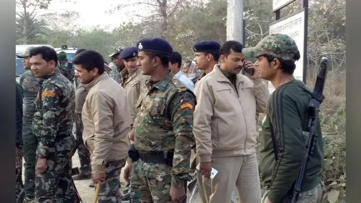 रंगदारी नहीं मिलने पर अपराधियों ने सड़क निर्माण कंपनी के मुंशी को गोलियों से किया छलनी