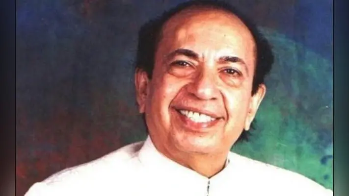 जन्मदिन: ”चलो एक बार फिर से अजनबी हो जायें हम दोनों”, सुनें महेंद्र कपूर के 8 सुपरहिट गाने