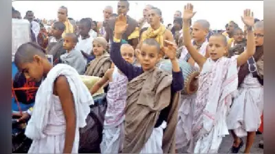 सागरद्वीप : पवित्र स्नान के लिए पुण्यार्थियों का जत्था पहुंचने लगा है गंगासागर