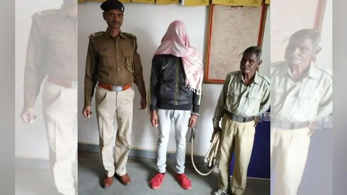 जाति व नाम बदल युवक ने आदिवासी युवती को प्रेम जाल में फंसाया, फिर सुनसान जगह ले जाकर किया दुष्कर्म