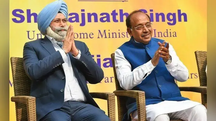 भाजपा ने फूलका को किया सम्मानित, किसी दल में शामिल होने से किया इनकार