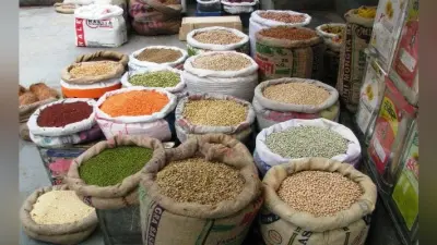 रेटिंग एजेंसी क्रिसिल का अनुमान : ई-कॉमर्स के नये नियम से परंपरागत दुकानों की बढ़ सकती है बिक्री