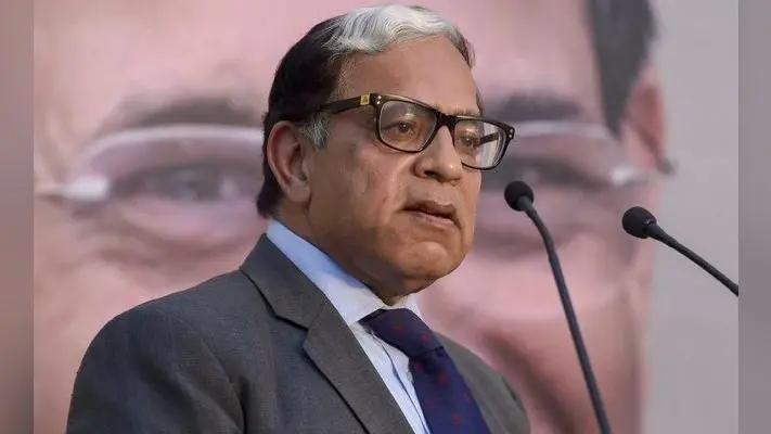न्यायमूर्ति एके सीकरी की इच्छा, समाप्त होना चाहिए विवाद