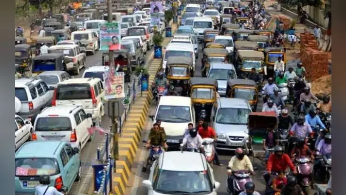 याचिकाकर्ता बताएं पटना की ट्रैफिक व्यवस्था कैसे सुधरे