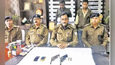 खूंटी : पीएलफआइ के दो उग्रवादी हथियार समेत गिरफ्तार