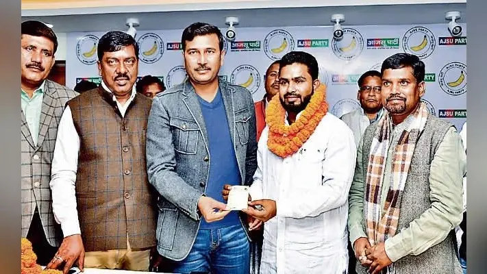 रांची : राजनीति में युवाओं की जरूरत है वही बदल सकते हैं हालात: सुदेश महतो