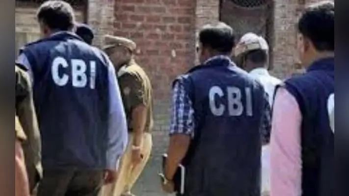 सीबीआई ने चंदा कोचर, वेणुगोपाल धूत के खिलाफ मामला दर्ज किया