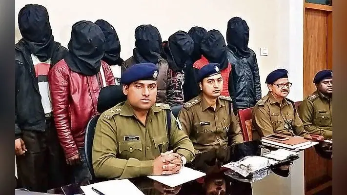 रांची : राय कोलियरी में पुत्र ने अपने पिता को ही बंधक बना कर की थी लूट
