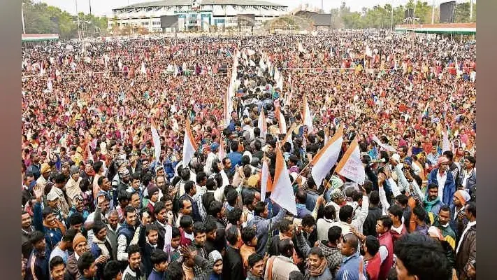 रांची : कुरमी अगर एसटी नहीं बना, तो सत्ताधारी दल को लोस में दिखायेंगे ट्रेलर व विस चुनाव में पूरी फिल्म