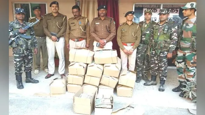ईटखोरी : बंद पड़े सरकारी स्कूल से पुलिस ने जब्त किया 1.7 क्विंटल कत्था
