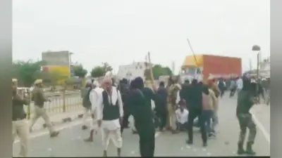 5% आरक्षण की मांग : पुलिस और गुर्जर प्रदर्शनकारियों के बीच हिंसक झड़प, 3 वाहनों को किया आग के हवाले