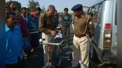 मेला से देखकर लौट रहे बाइक सवार पुल से नीचे गिरे, एक की मौत