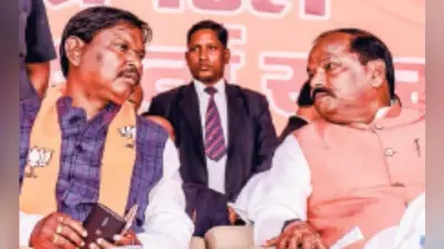 जमशेदपुर : मुख्यमंत्री ने कार्यकर्ताओं को दिया जीत का मंत्र, विपक्ष पर बरसे, कहा – झामुमो व कांग्रेस ने लोगों को लूटा इस बार भाजपा सभी 14 सीट जीतेगी