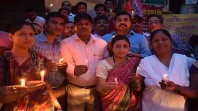 फूटा गुस्सा, लगे पाक के खिलाफ लगे नारे
