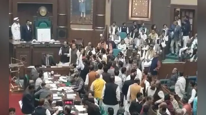 मप्र विधानसभा : सामान्य वर्ग को आरक्षण की मांग को लेकर भाजपा का वॉकआउट