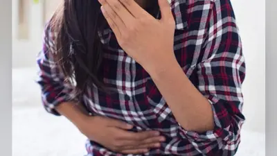 अक्सर क्यों सताता है पेट दर्द
