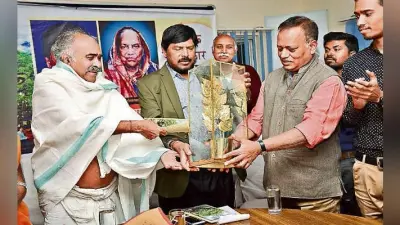 रांची : अनुज कुमार सिन्हा को मिला पहला हौसाआई बंडू आठवले पुरस्कार