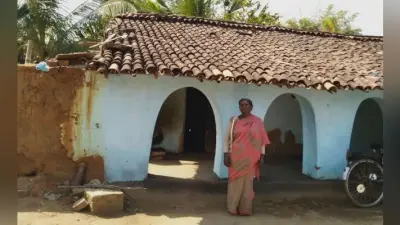 गुमला : आतंकवादी हमले में दो साल पहले शहीद हुए रमेश के परिजन जी रहे फटेहाल