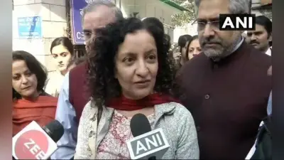 #MeToo : एमजे अकबर पर यौन उत्पीड़न का आरोप लगाने वाली पत्रकार प्रिया रमानी को मिली जमानत
