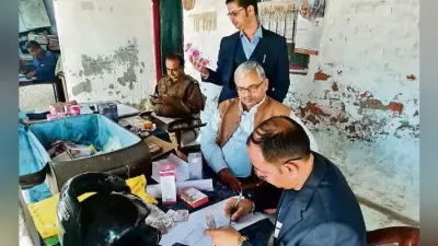 सीवान : भाजपा नेता व तांत्रिक मस्तान के घर से 1.50 करोड़ बरामद, सात पुलिसकर्मी कर रहे हैं नोटों की गिनती