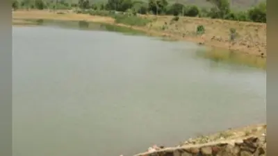 रांची : महिला से बातचीत में खूंटी के भूमि संरक्षण पदाधिकारी ने कहा, तालाब जीर्णोद्धार में निदेशालय से जिला तक जाता है पैसा