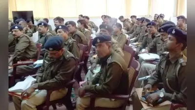 Ranchi : SSP ऑफिस में पुलिस अधिकारियों को दी गयी C-Vigil App की जानकारी