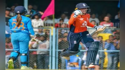 भारतीय महिला क्रिकेट टीम ने इंग्लैंड के खिलाफ दूसरा टी20 और शृंखला गंवायी