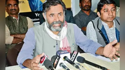 शहीदाें के नाम पर नहीं हो राजनीति : योगेंद्र