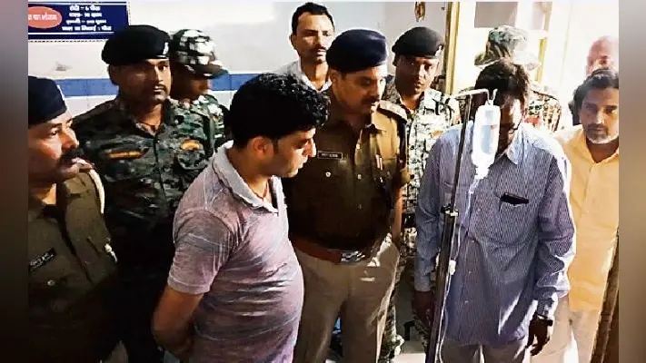 औरंगाबाद : तीन बदमाशों ने कोचिंग जा रही छात्रा पर फेंका तेजाब, पीड़िता सदर अस्पताल में भर्ती