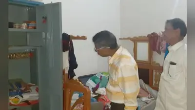 बंद आवास का ताला तोड़कर 3.20 लाख नकद व लाखों के जेवरात ले उड़े चोर