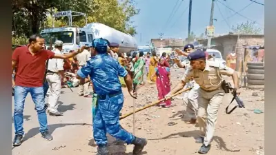 बिहारशरीफ में ट्रक ने तीन को कुचला, एक की मौत, आक्रोशितों ने पुलिस पर किया पथराव, लाठीचार्ज