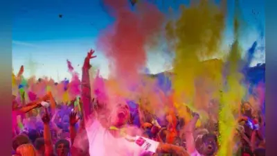 आगाज नावा बिहान के साथ प्रकृति की छटा व रंगों की बौछार से