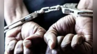 दिल्ली : पुलिस अधिकारी को छुरा मारने का मामला : 3 आरोपियों को पुलिस ने किया गिरफ्तार