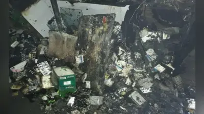 सिमडेगा : मेडिकल हॉल में लगी आग, करीब 15 लाख का नुकसान