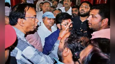 पुरानी समिति को बहाल करने पर हुआ हंगामा, हाथापाई की आयी नौबत